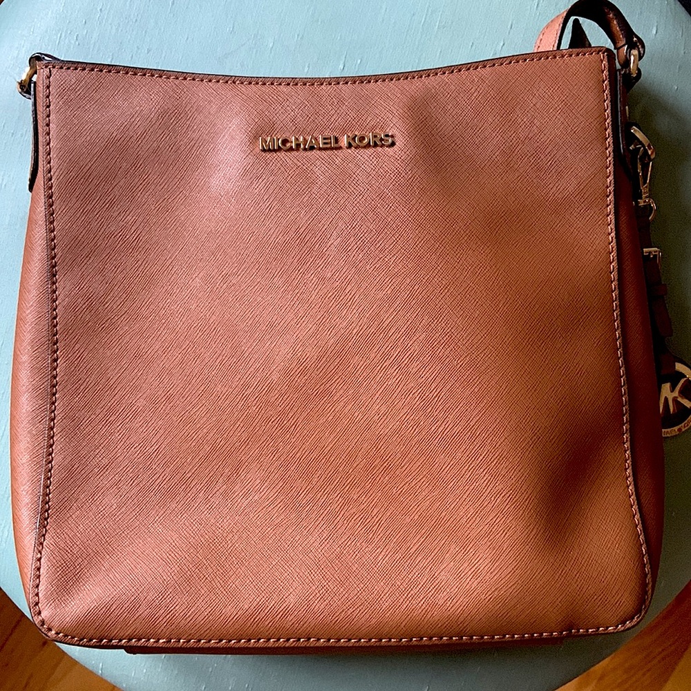 Michael Kors Brown Crossbody Jet Set large travel purse